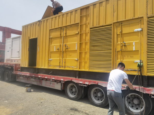 大关除了负载情况和发动机维护，还有哪些因素会影响 200kw 柴油发电机的油耗？